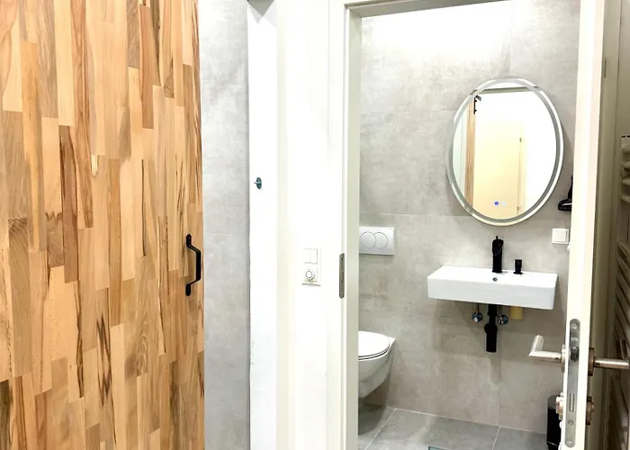 Opera 140 M2 Apartment *
